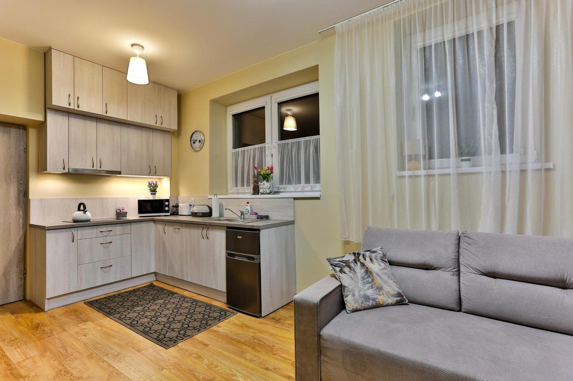 Apartamenty Kombi 新塔尔格 外观 照片