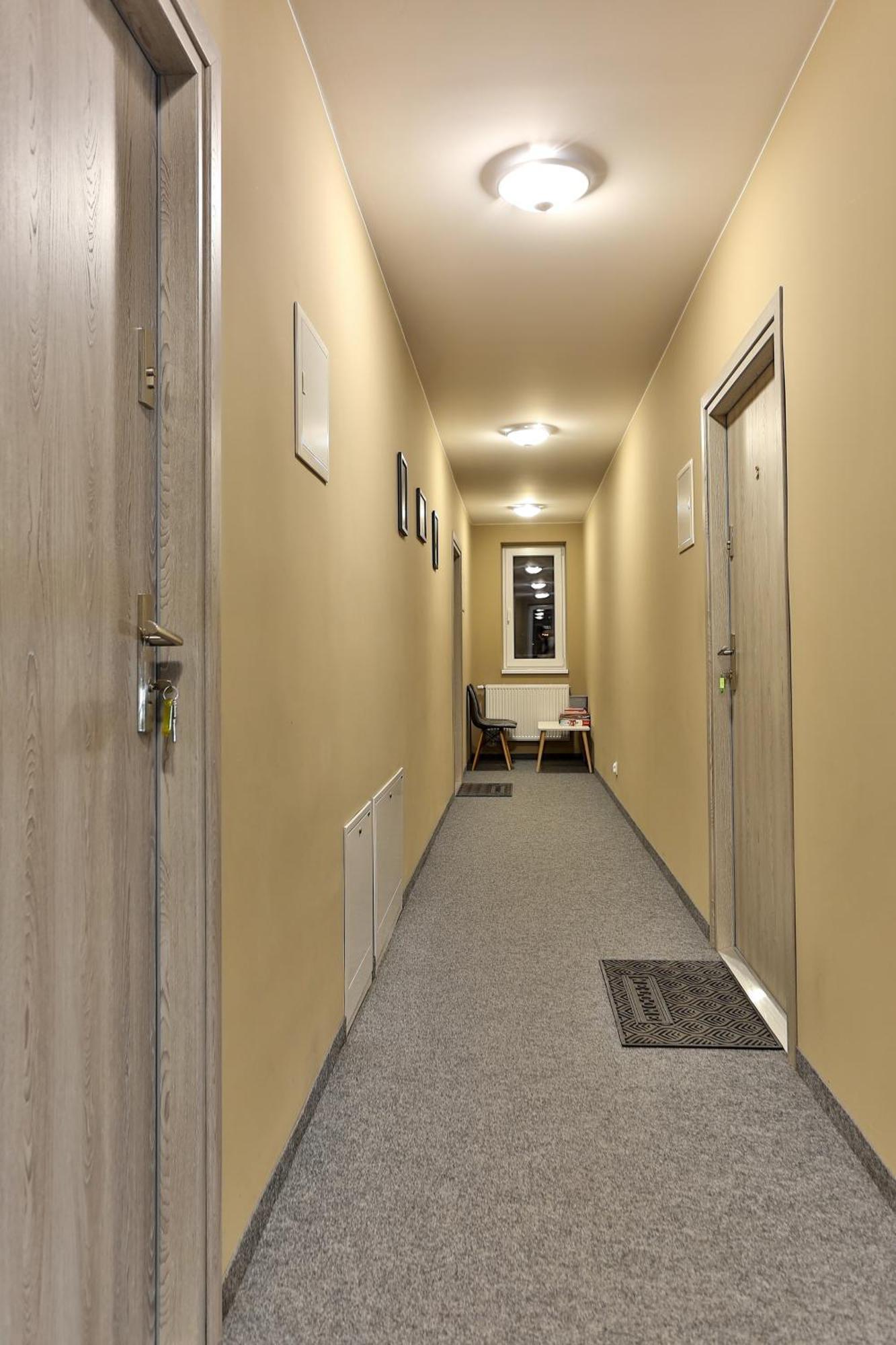 Apartamenty Kombi 新塔尔格 外观 照片